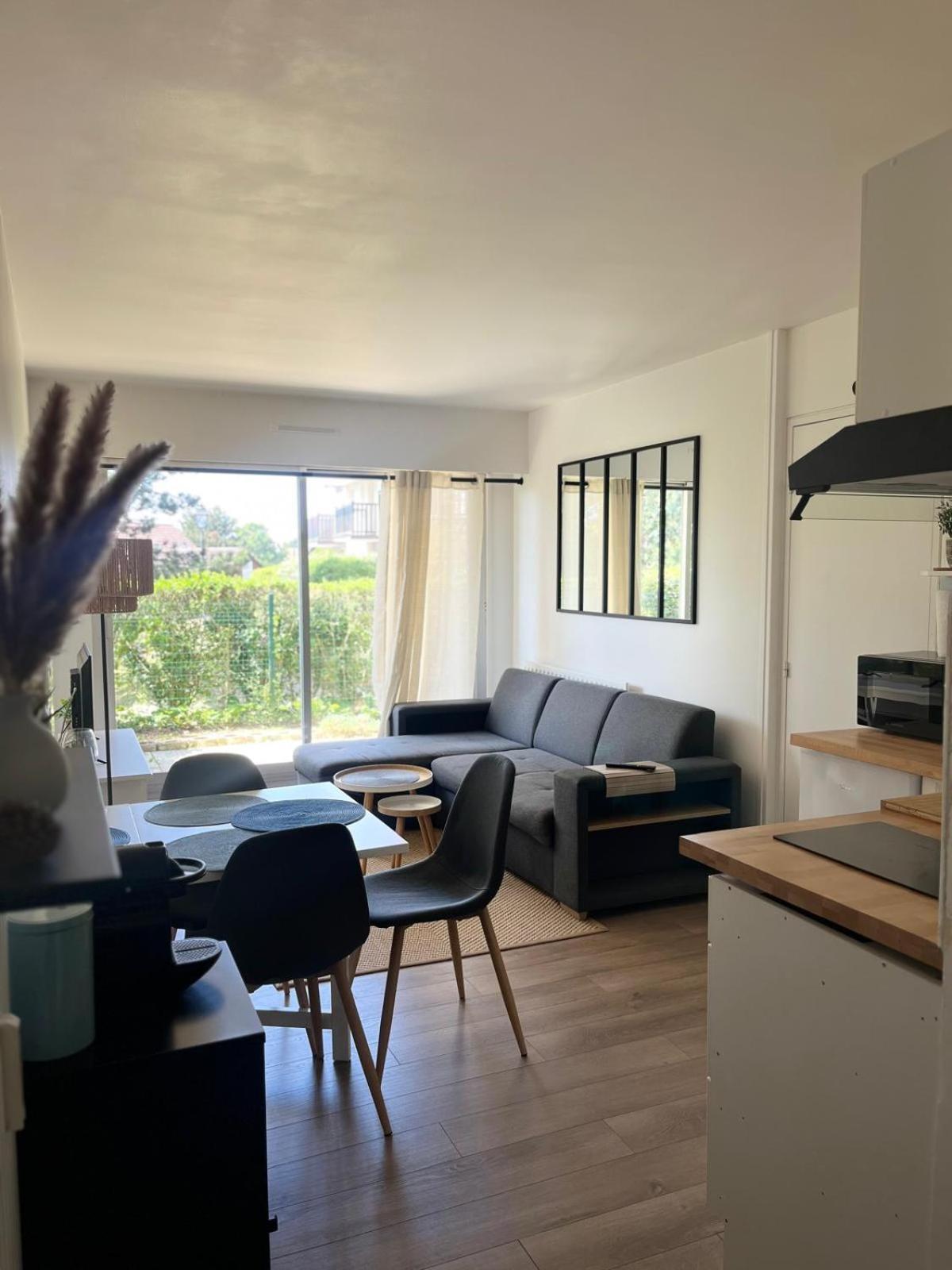 Appartement 37m With Terrace And Garden Near The Sea